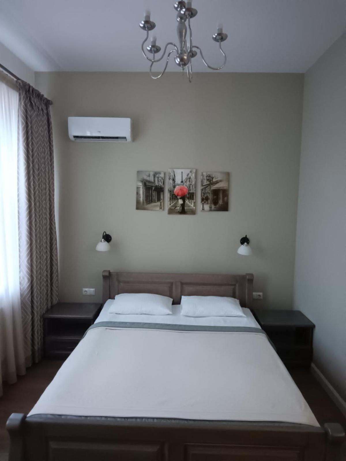 Gosudar Hotel Kropyvnytskyj Eksteriør bilde
