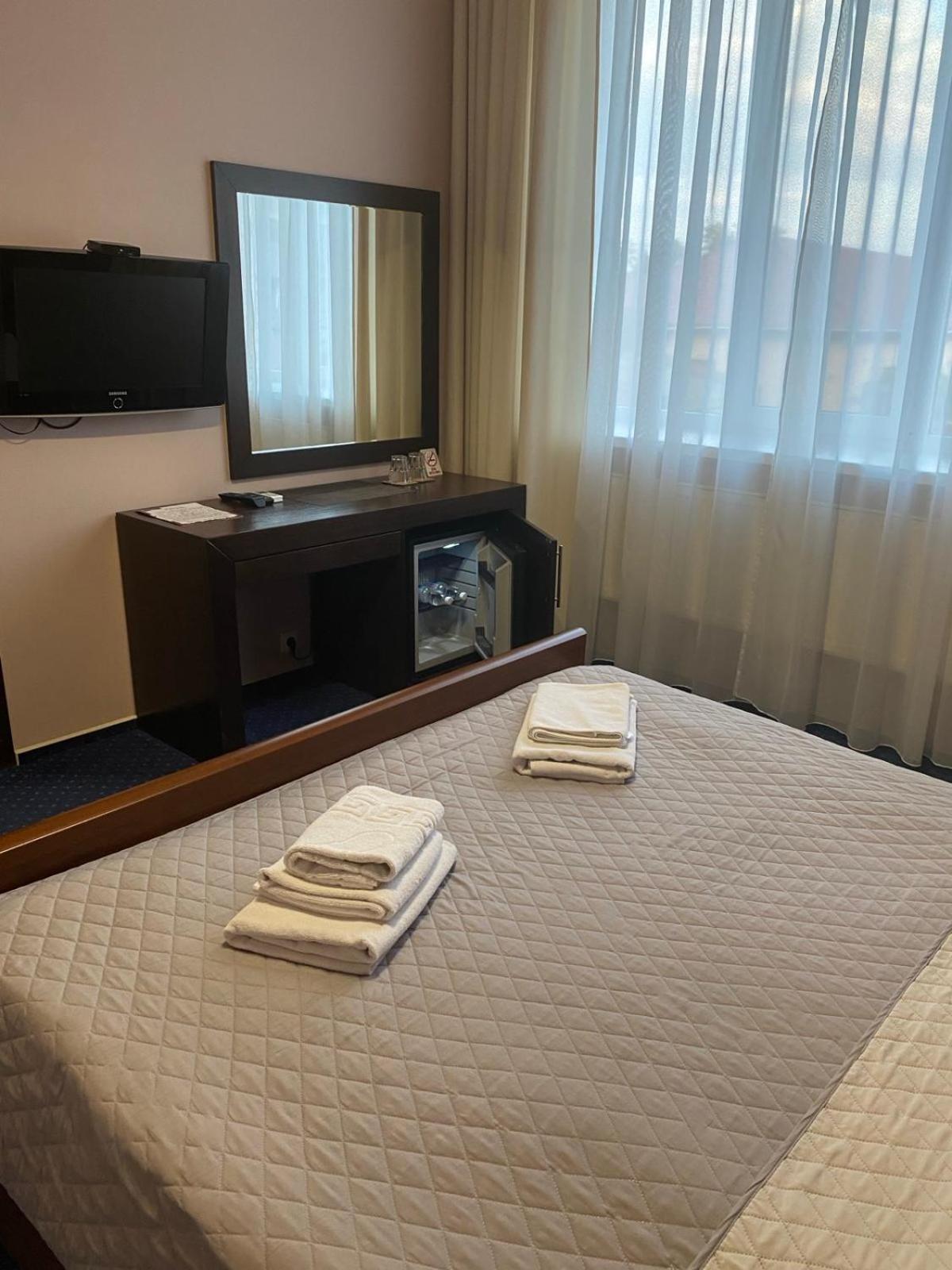 Gosudar Hotel Kropyvnytskyj Eksteriør bilde