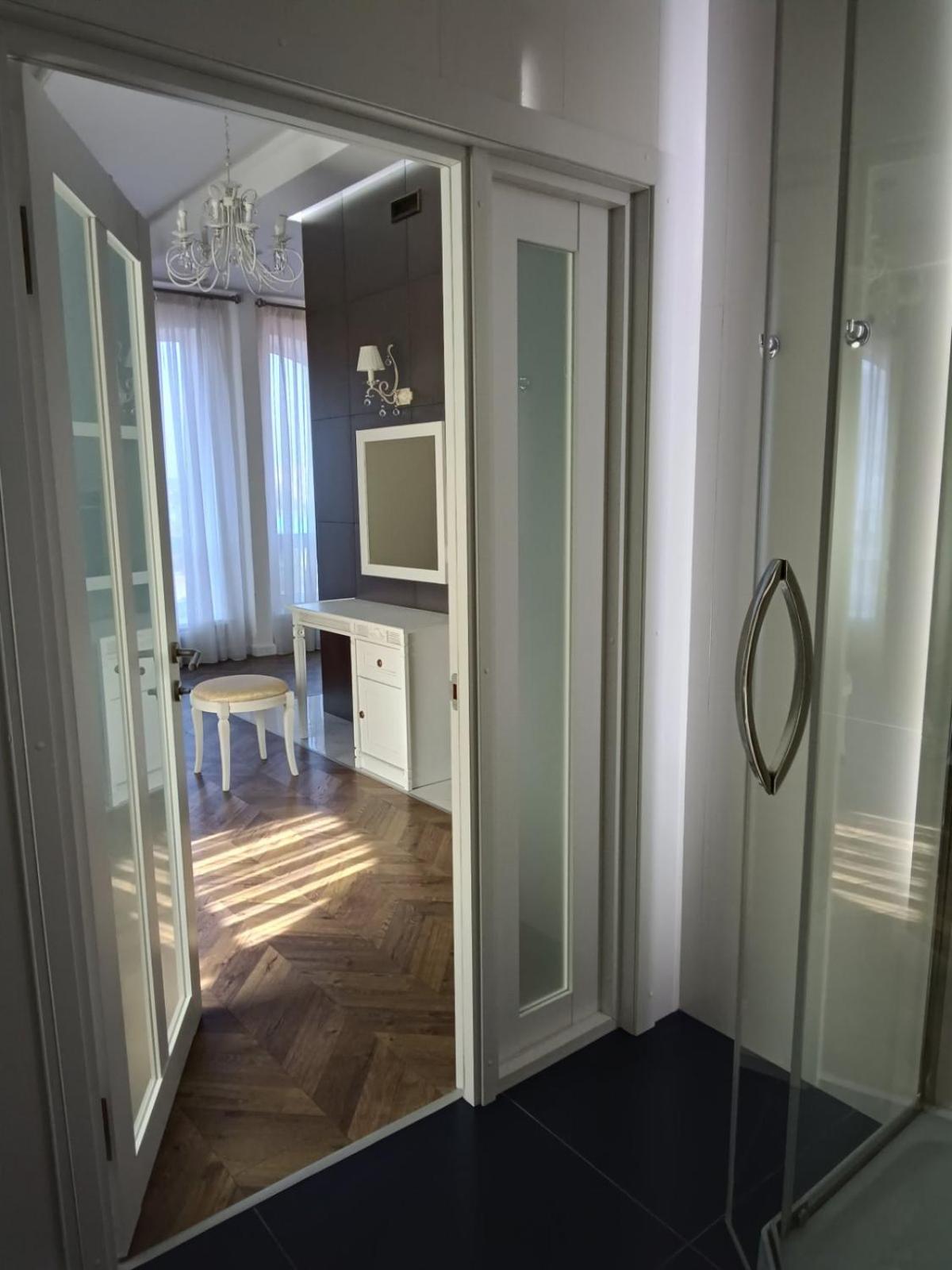 Gosudar Hotel Kropyvnytskyj Eksteriør bilde