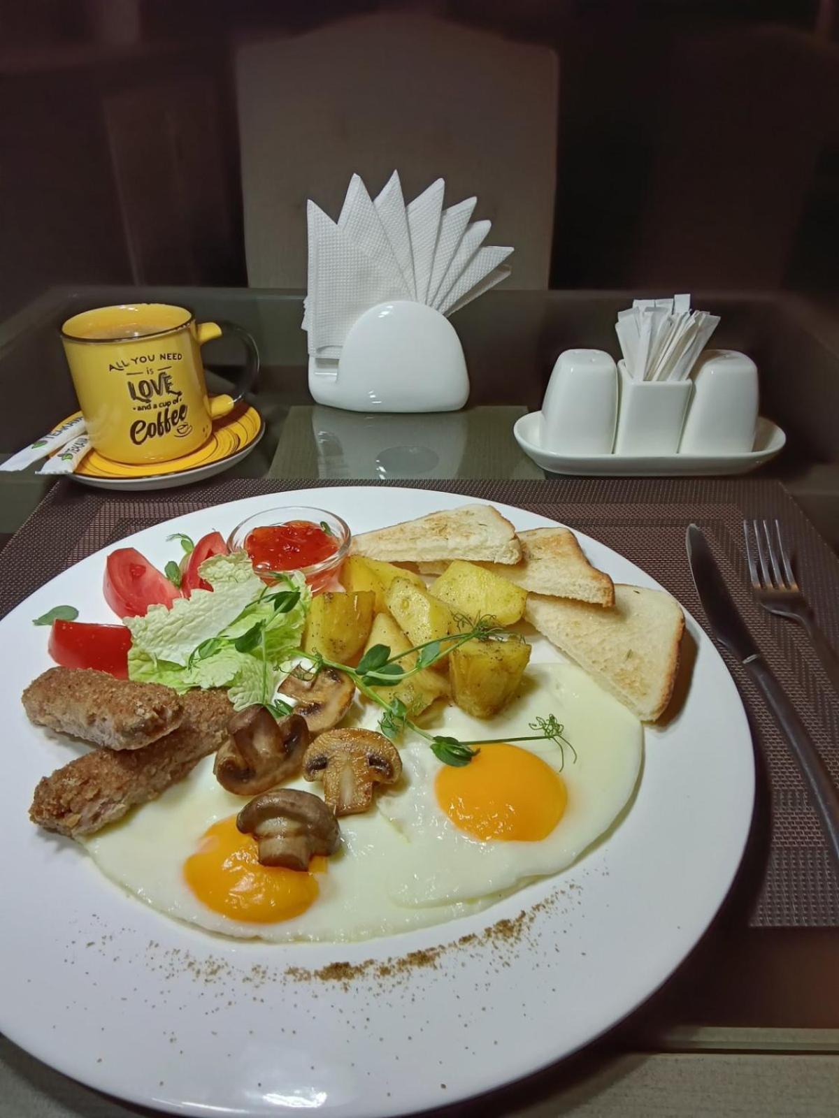 Gosudar Hotel Kropyvnytskyj Eksteriør bilde